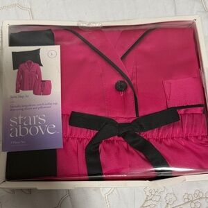 Stars Above Fuchsia and Black Sleepwear Set